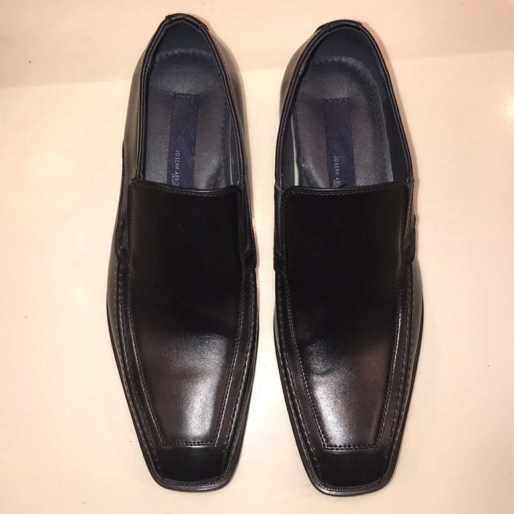 Men’s black dress/casual shoes size 10